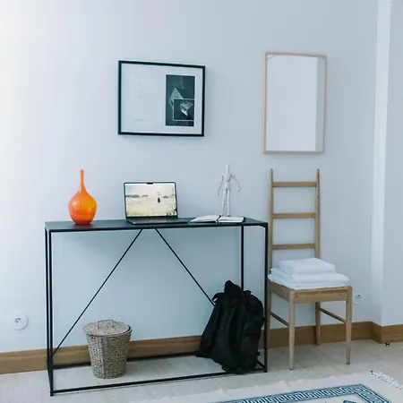 Gasthuis Welcomebuddy - Casa Carolina - Stylish Retreat Ponta Delgada