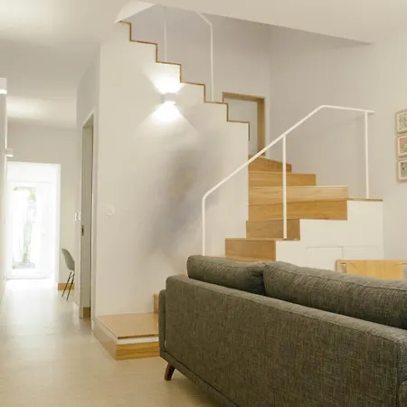 Welcomebuddy - Casa Carolina - Stylish Retreat Guest house *