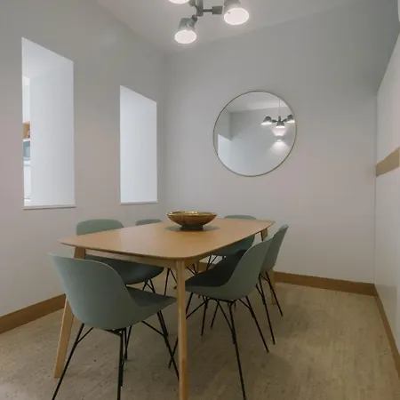 Welcomebuddy - Casa Carolina - Stylish Retreat
